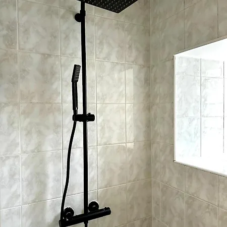Appartement Cocon Rémois Avec Parking Privé