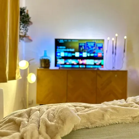 Cocon Remois Avec Parking Prive 아파트 *