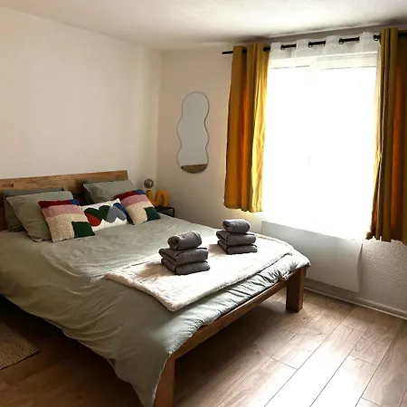 Cocon Rémois Avec Parking Privé Reims