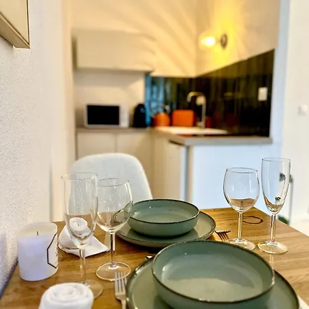 Cocon Rémois Avec Parking Privé *